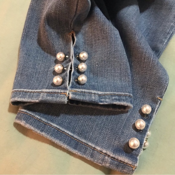 Mid Rise Skinny Crop w Pearl Ankle Accents, White House Black Market Size 4 - Picture 5 of 7